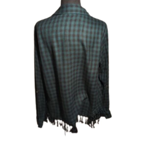 Willow & Clay Women's Size Medium Green & Black Flannel Open Front Shirt - Picture 2 of 7